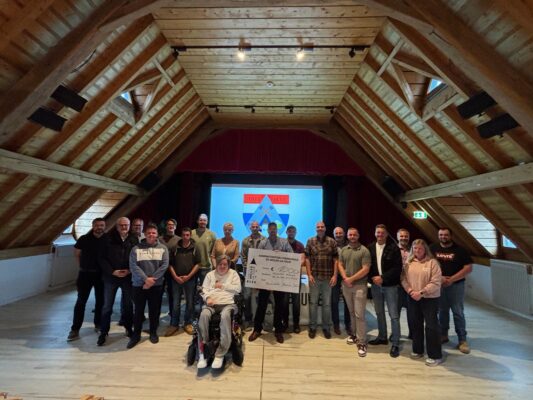 Remise de chèque Weiler Bouwen a.s.b.l. – AVR